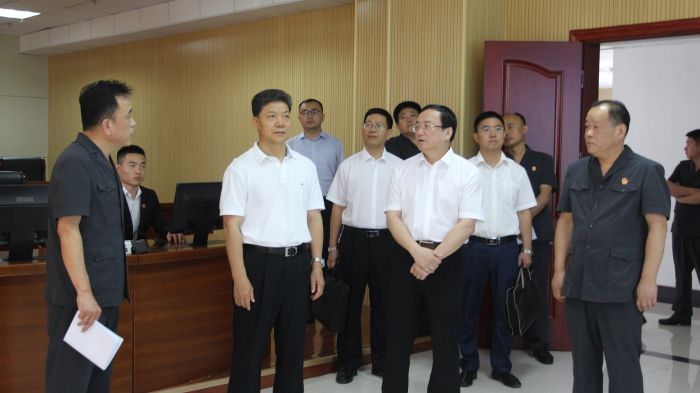 张甲天院长来东昌府区法院调研