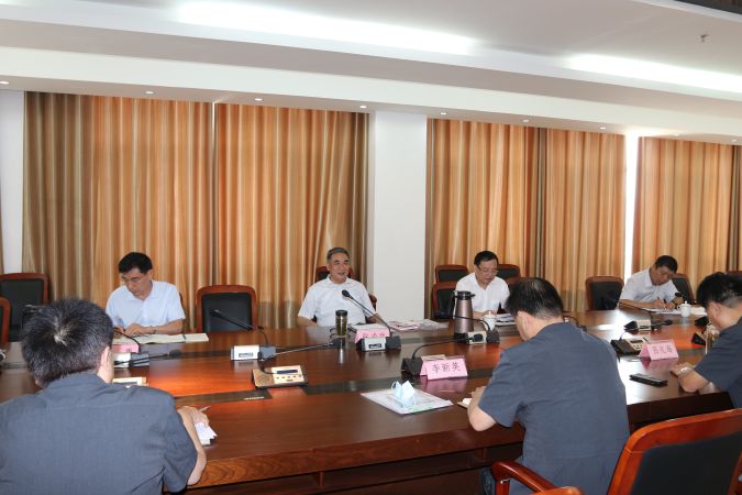 山东省高级人民法院党组成员、副院长张成武...